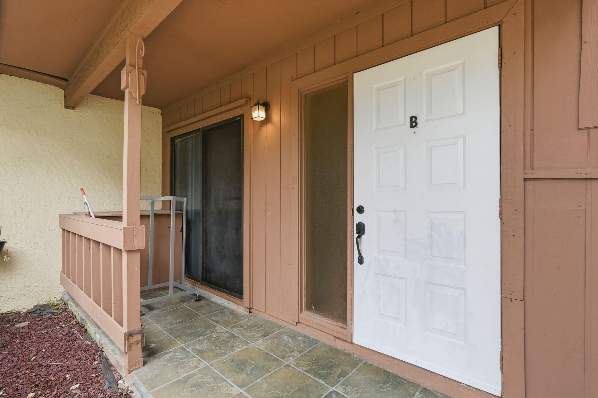 6180 Pine Tree Lane, Unit B, Tamarac, FL 33319 Photo