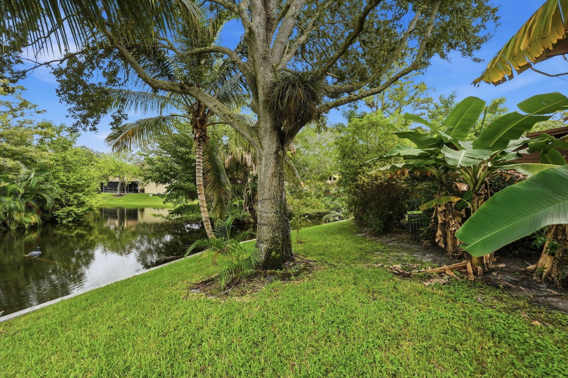 6180 Pine Tree Lane, Unit B, Tamarac, FL 33319 Photo