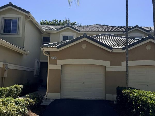 2124 HACIENDA Terrace, Weston, FL 33327