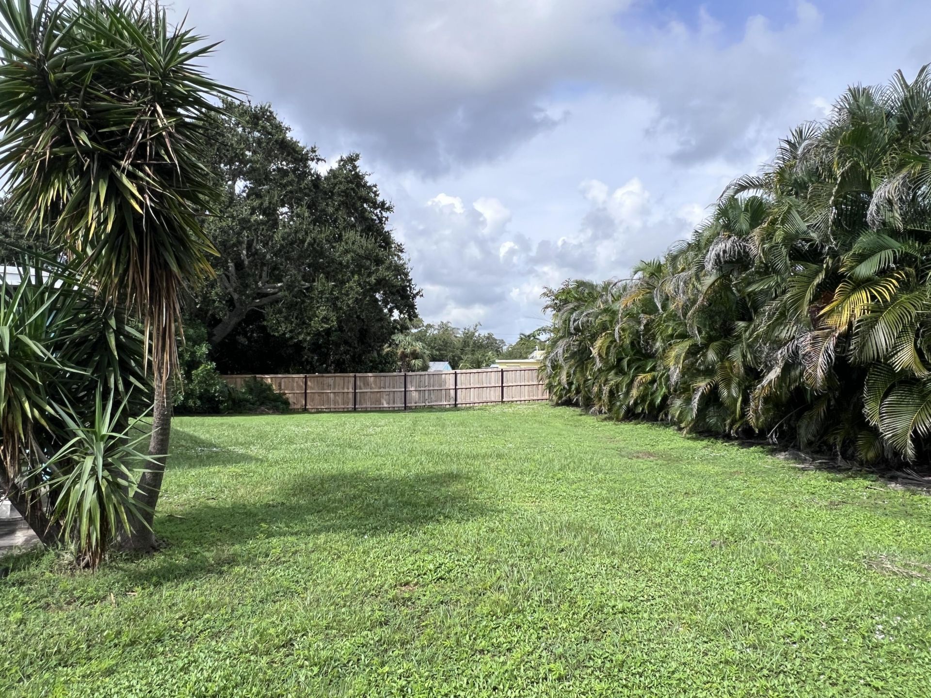 1053 NW Terrace Road, Stuart, FL 34994 Photo