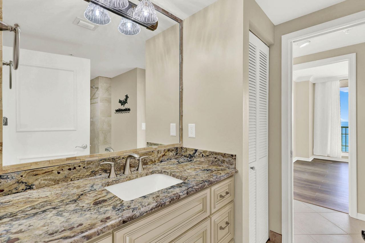 8600 S Ocean Drive, Unit 1105, Jensen Beach, FL 34957 Photo