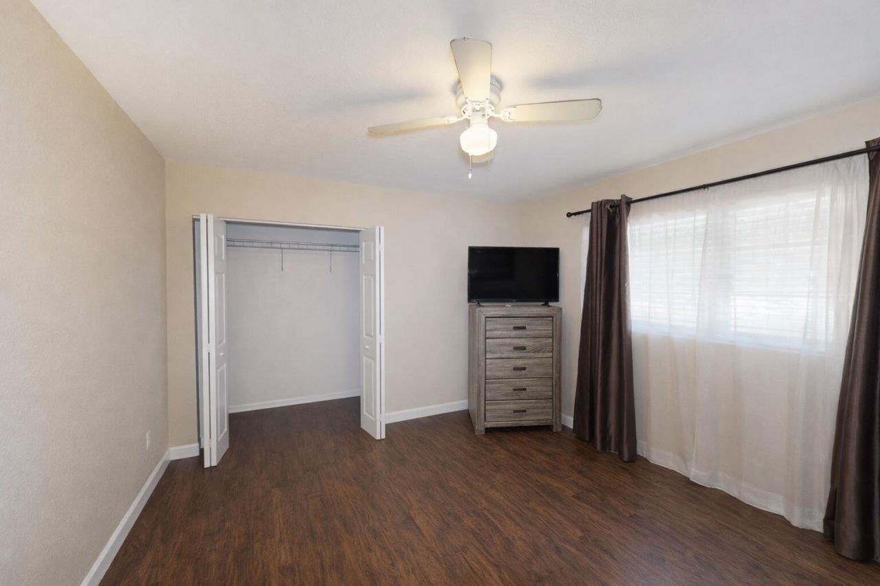 1630 40th Street, West Palm Beach, FL 33407 Photo