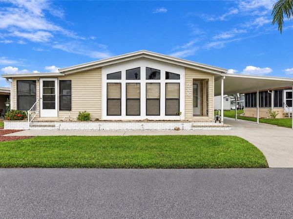 266 CAMELOT DRIVE , NOKOMIS, FL 34275