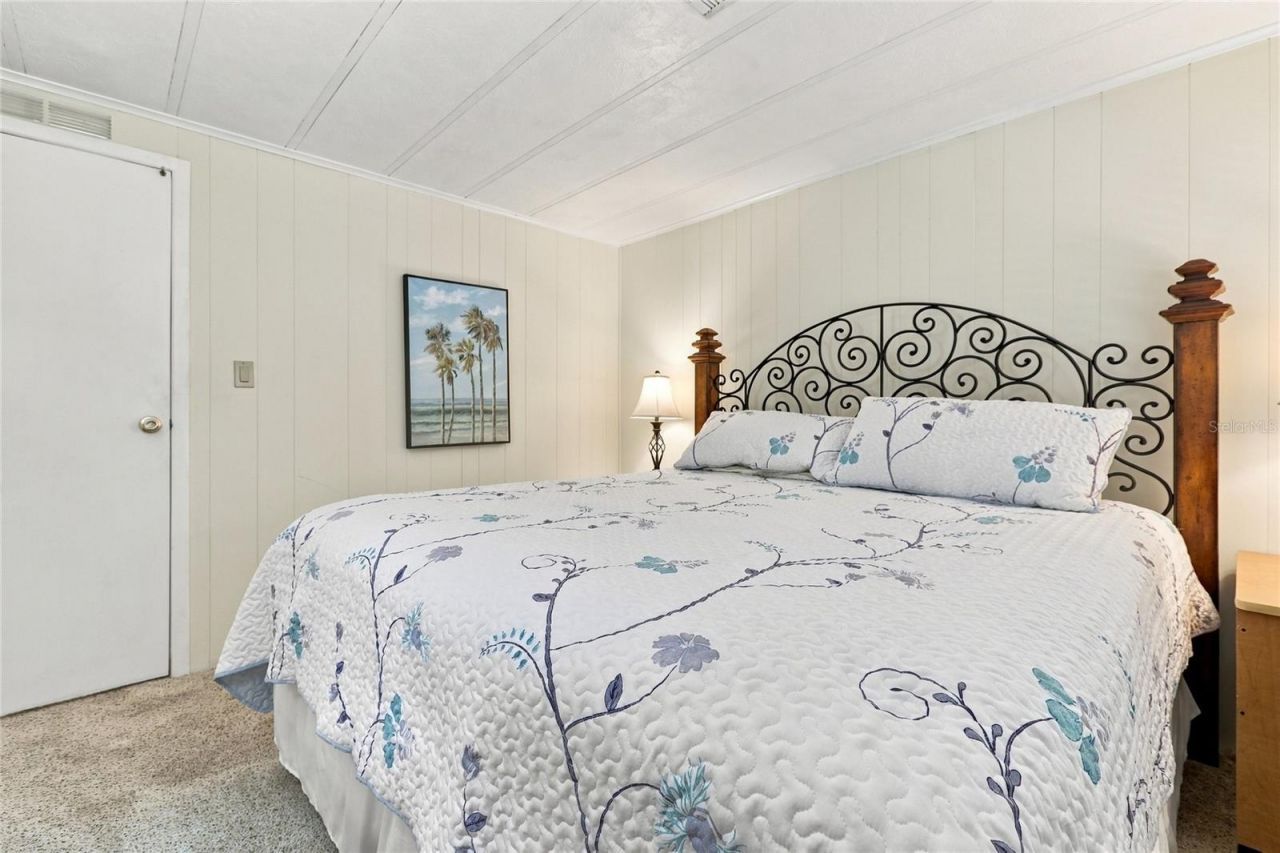 266 Camelot Drive , Nokomis, FL 34275 Photo