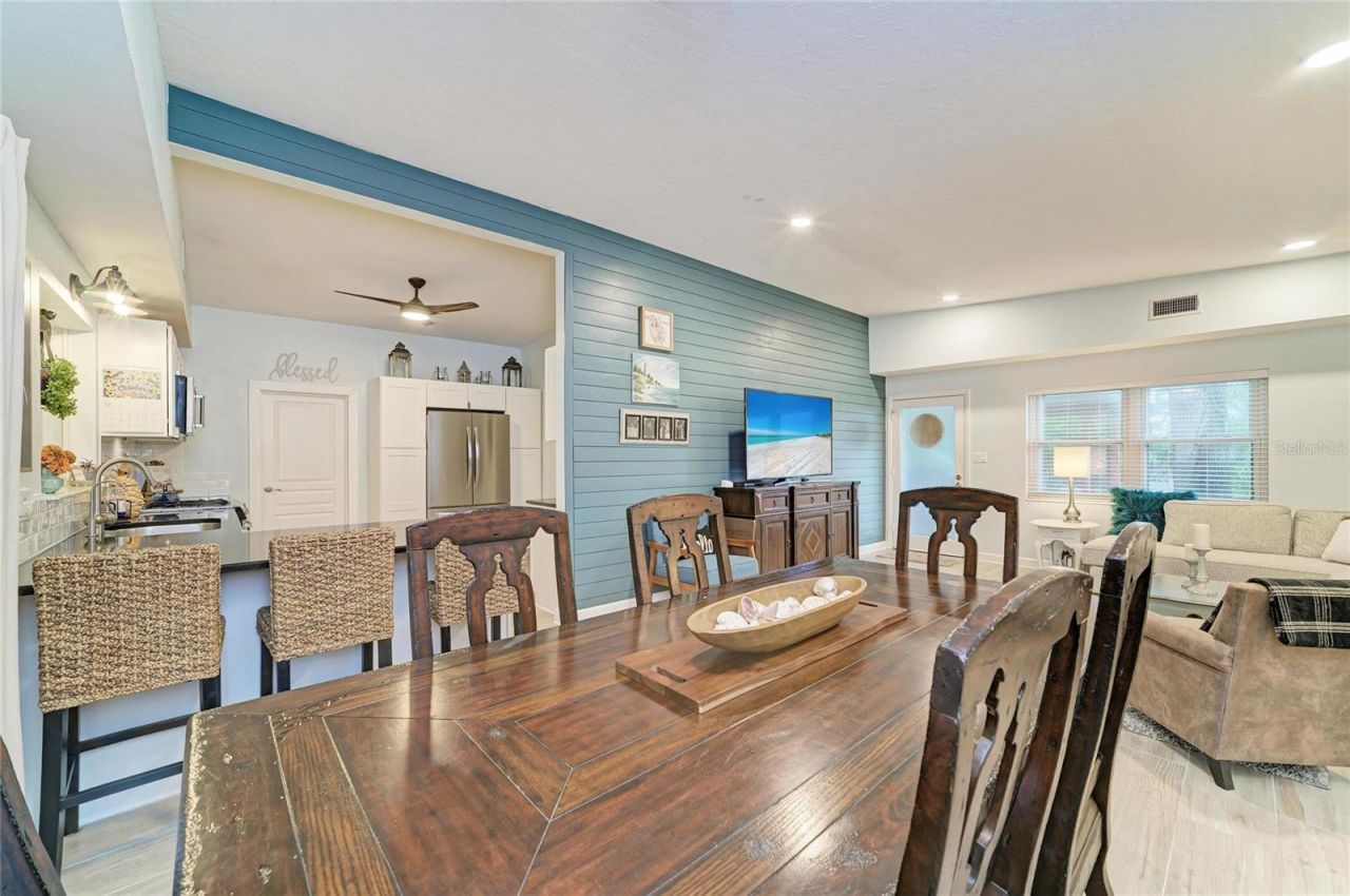 126 Holly Avenue , Sarasota, FL 34243 Photo