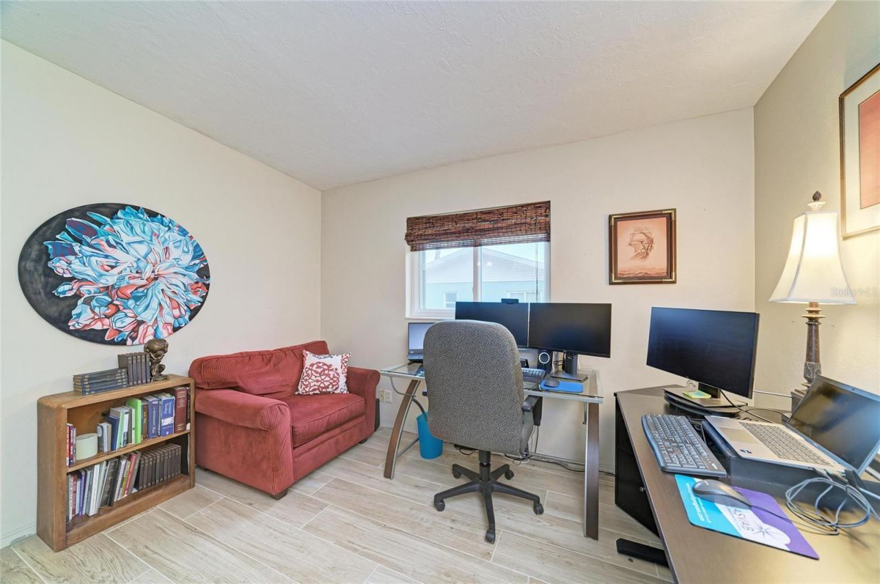 126 Holly Avenue , Sarasota, FL 34243 Photo