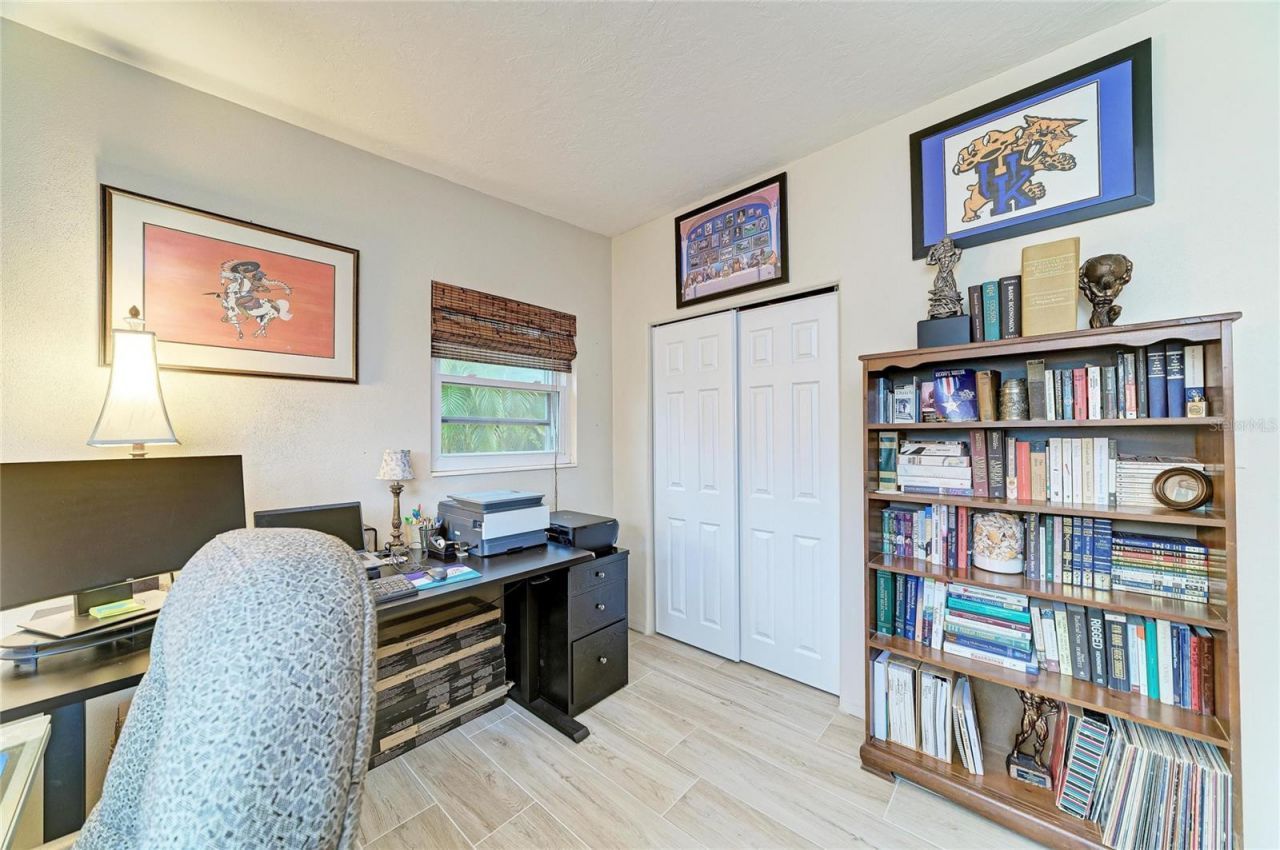 126 Holly Avenue , Sarasota, FL 34243 Photo