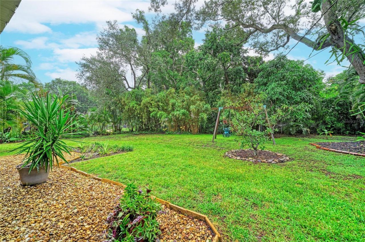 126 Holly Avenue , Sarasota, FL 34243 Photo