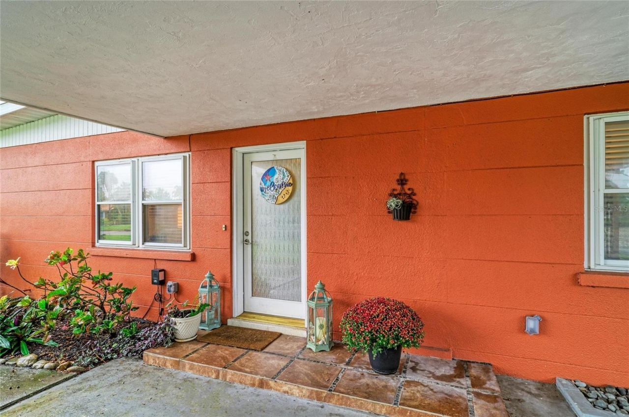 126 Holly Avenue , Sarasota, FL 34243 Photo