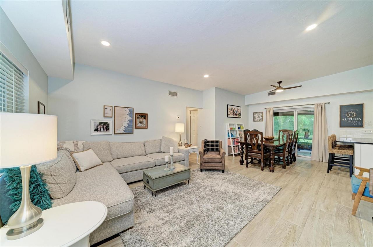 126 Holly Avenue , Sarasota, FL 34243 Photo