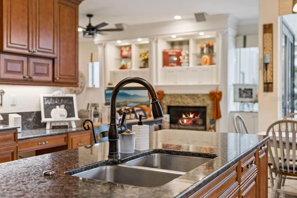 1066 Ceasars Ct , Mount Dora, FL 32757 Photo