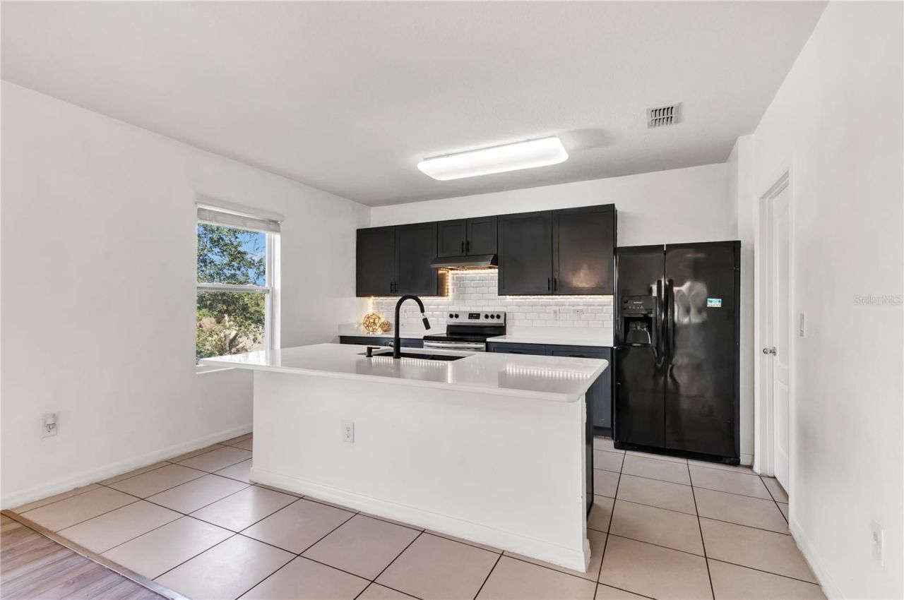 2150 Rockmart Loop , Tavares, FL 32778 Photo
