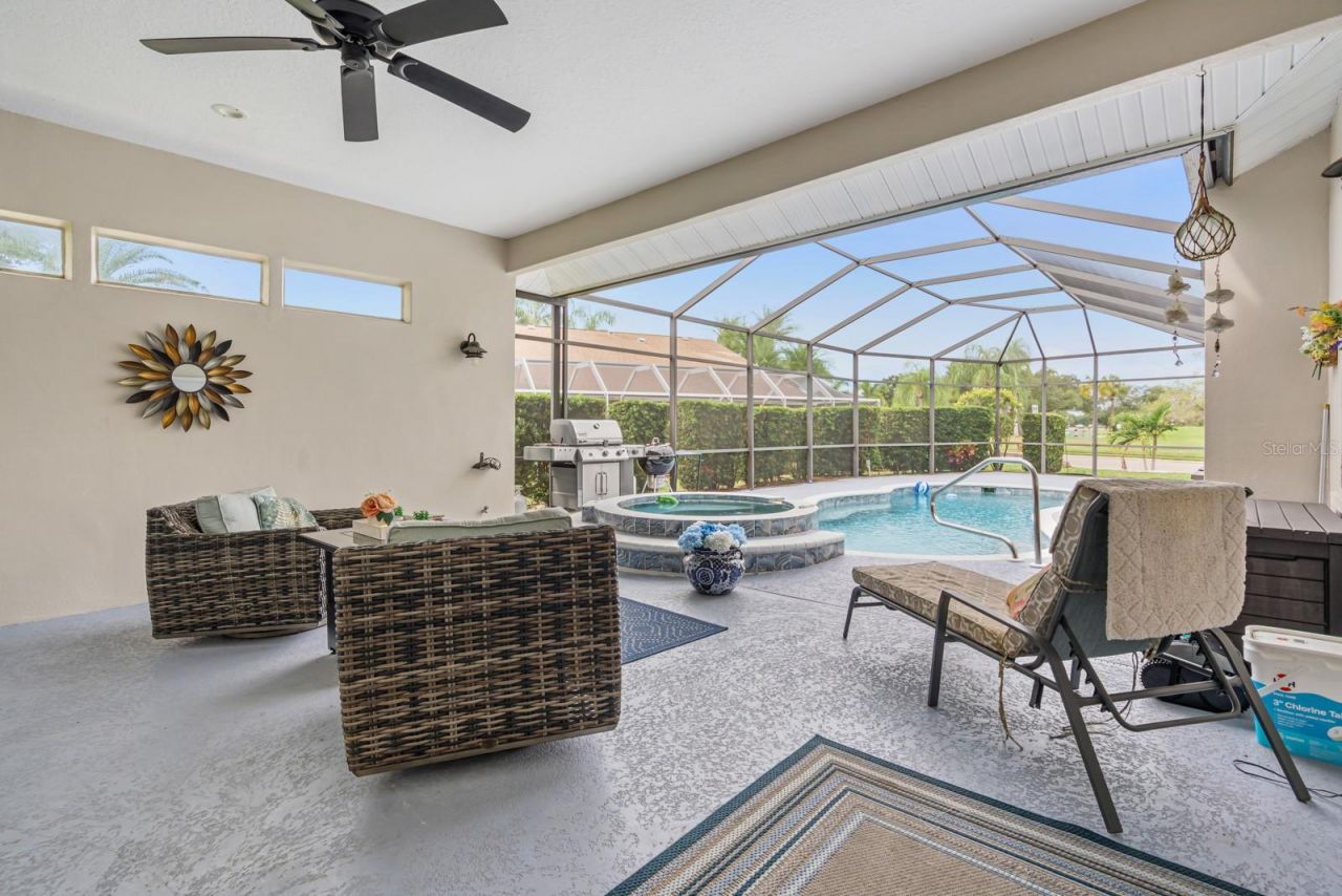 4202 Augusta Terrace E, Bradenton, FL 34203 Photo