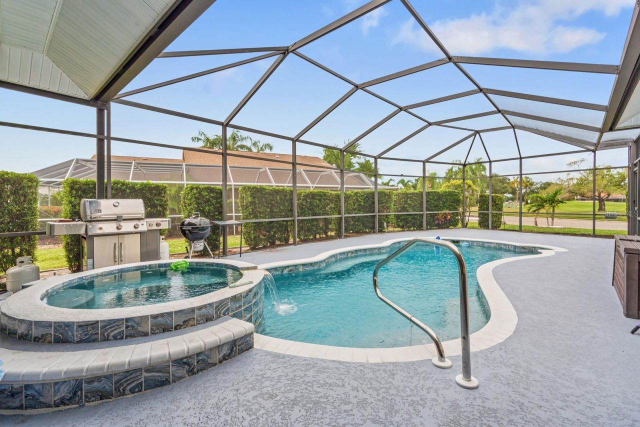 4202 Augusta Terrace E, Bradenton, FL 34203 Photo