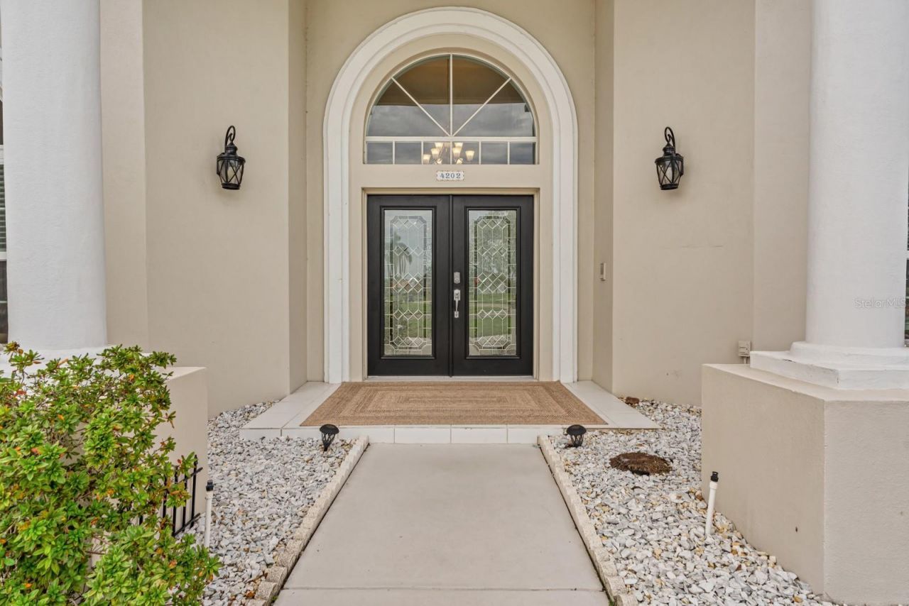 4202 Augusta Terrace E, Bradenton, FL 34203 Photo