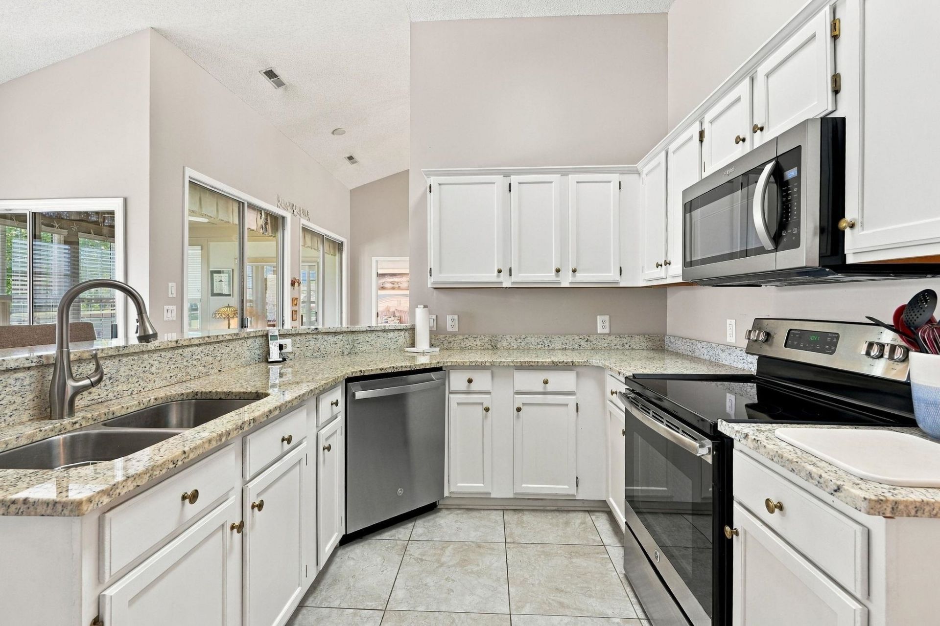 1667 Breckinridge Dr. Photo 14
