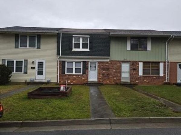 216 CAMERON STREET, BERRYVILLE, VA 22611
