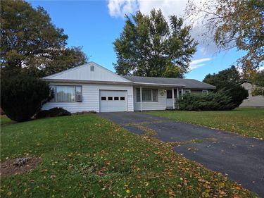 33 S Wheaton Road, Horseheads, NY 14845