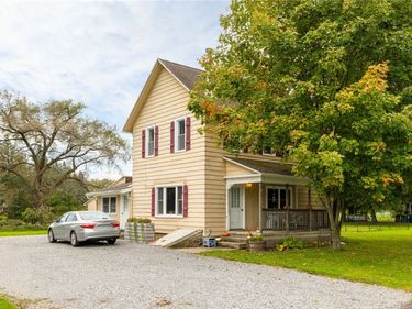 603 Pavilion Warsaw Rd, Wyoming, NY 14591