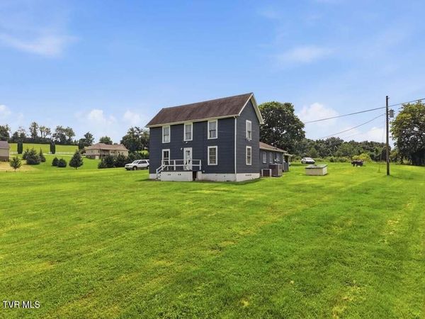 990 Dover Road, Morristown, TN 37813