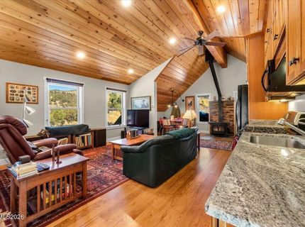 16480 Logan Meadow Lane, Reno, NV 89511 Photo