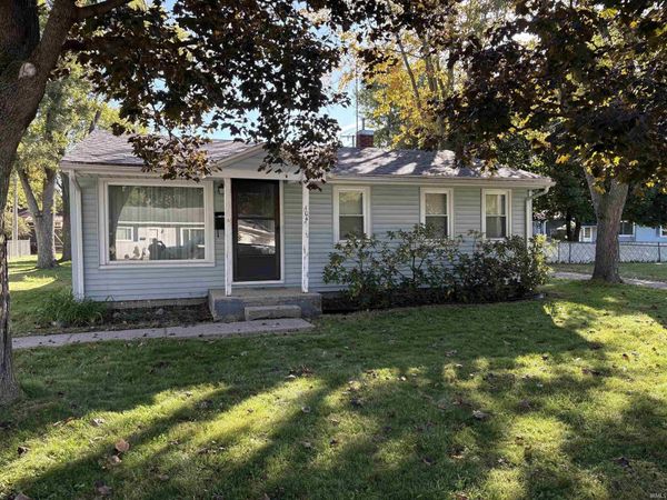 104 S Riverside Boulevard, Goshen, IN 46526