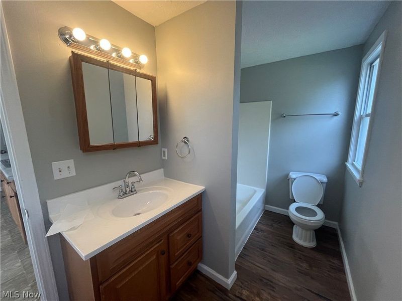 7704 Brinsmade Avenue, Cleveland, OH 44102 Photo 18