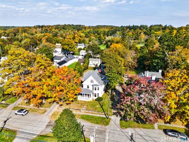 86-90 West , Litchfield, CT 06759