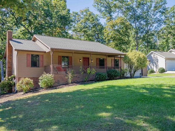 2571 OAK GROVE, MCGAHEYSVILLE, VA 22840