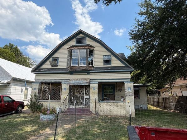 733 N Seminole Avenue , Okmulgee, OK 74447