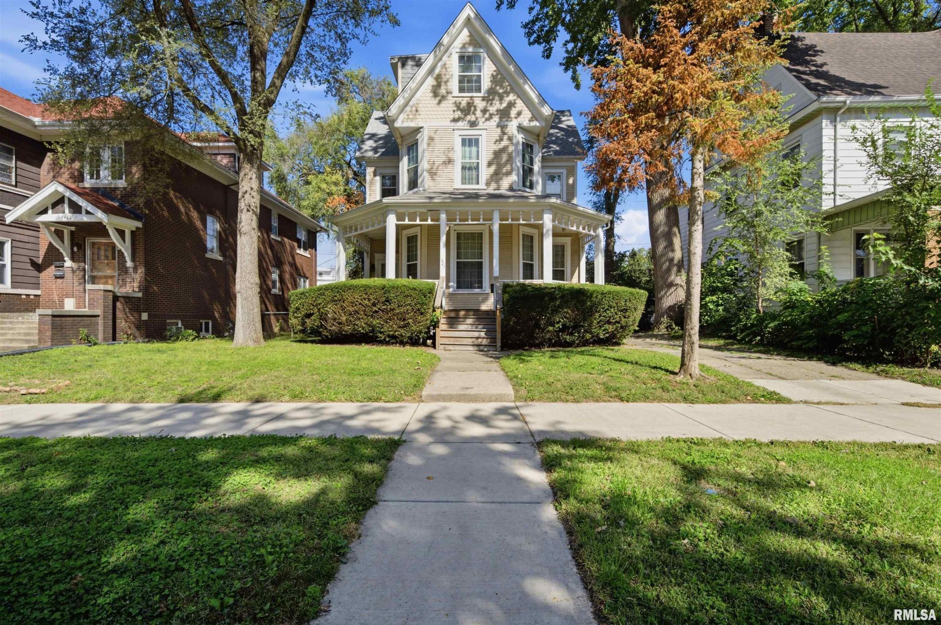 1407 W Barker Avenue, Peoria, IL 61606 Main Photo