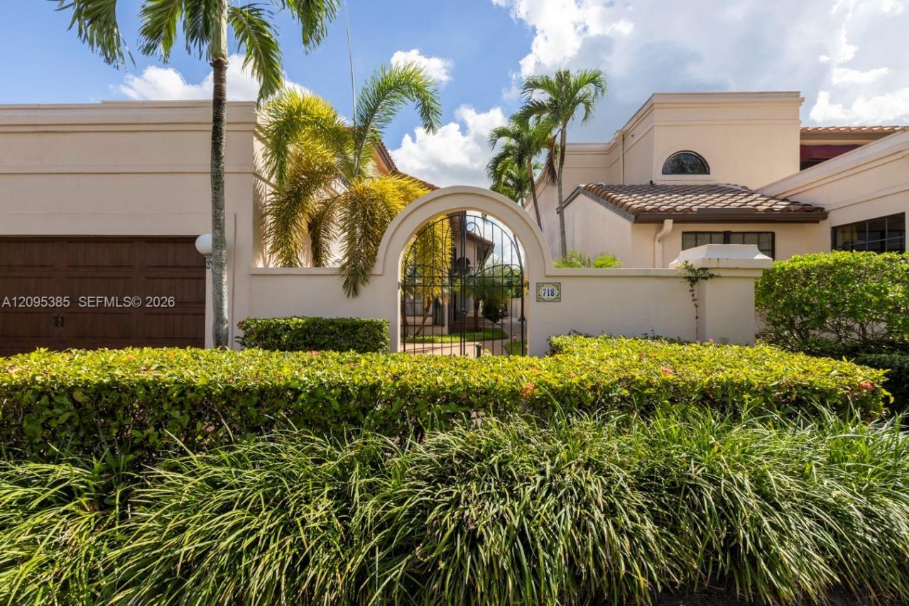 718 Deer Creek Via Verona, Deerfield Beach, FL 33442 Photo