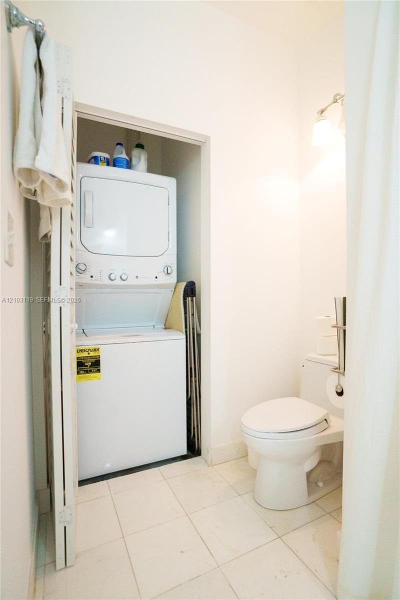 2001 Meridian Ave , Unit 516, Miami Beach, FL 33139 Photo