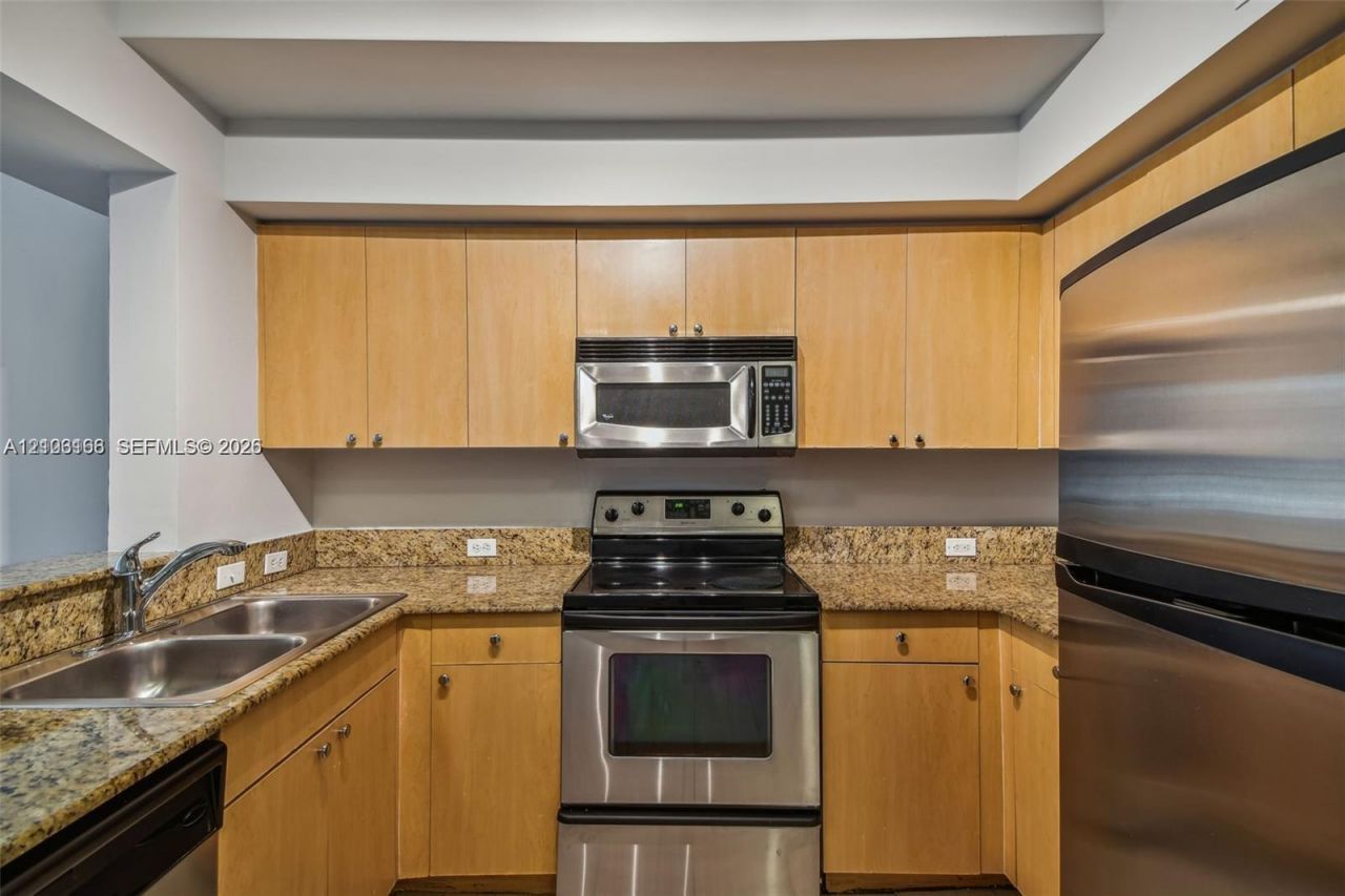 2945 NE 185th St , Unit 1407, Aventura, FL 33180 Photo