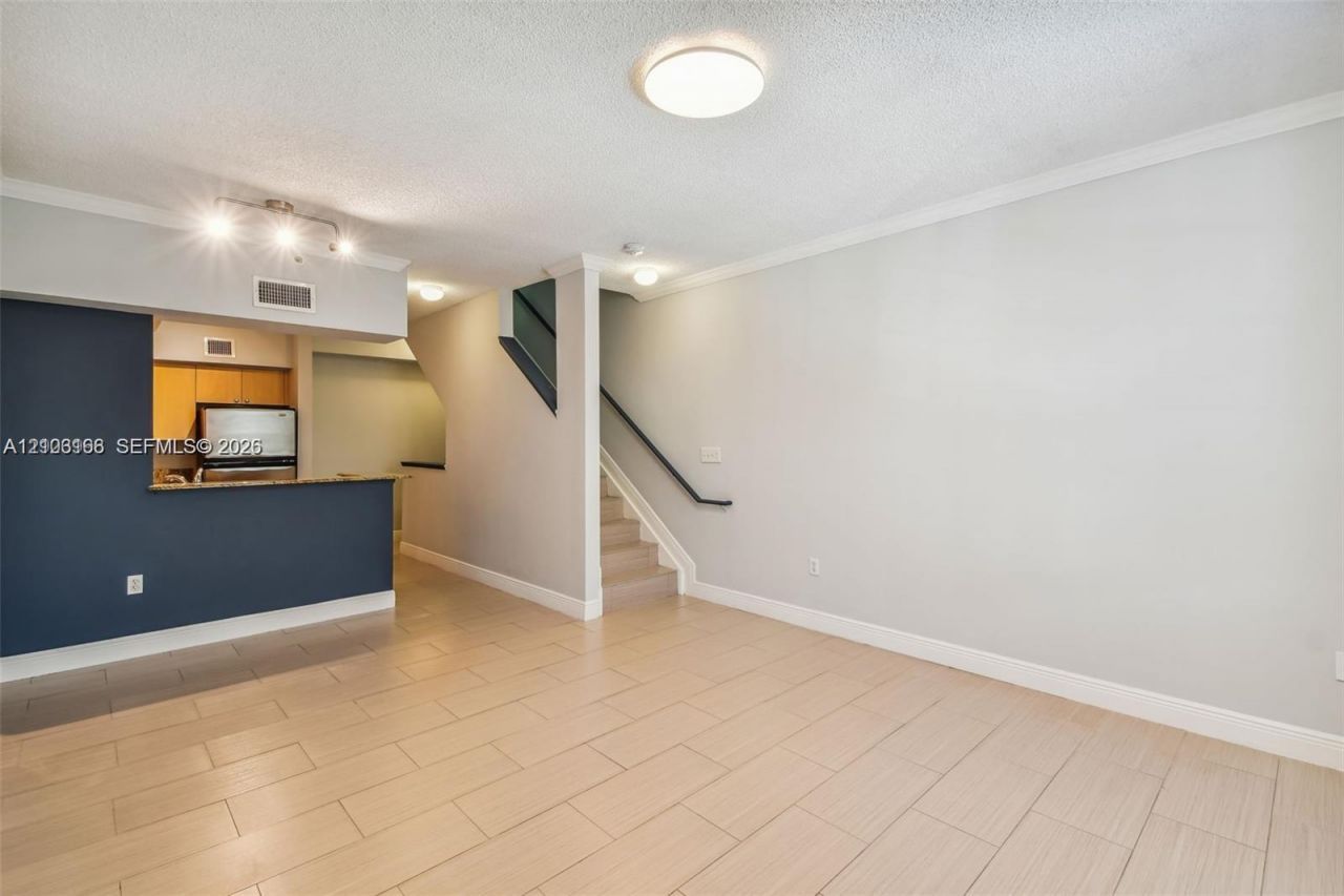 2945 NE 185th St , Unit 1407, Aventura, FL 33180 Photo