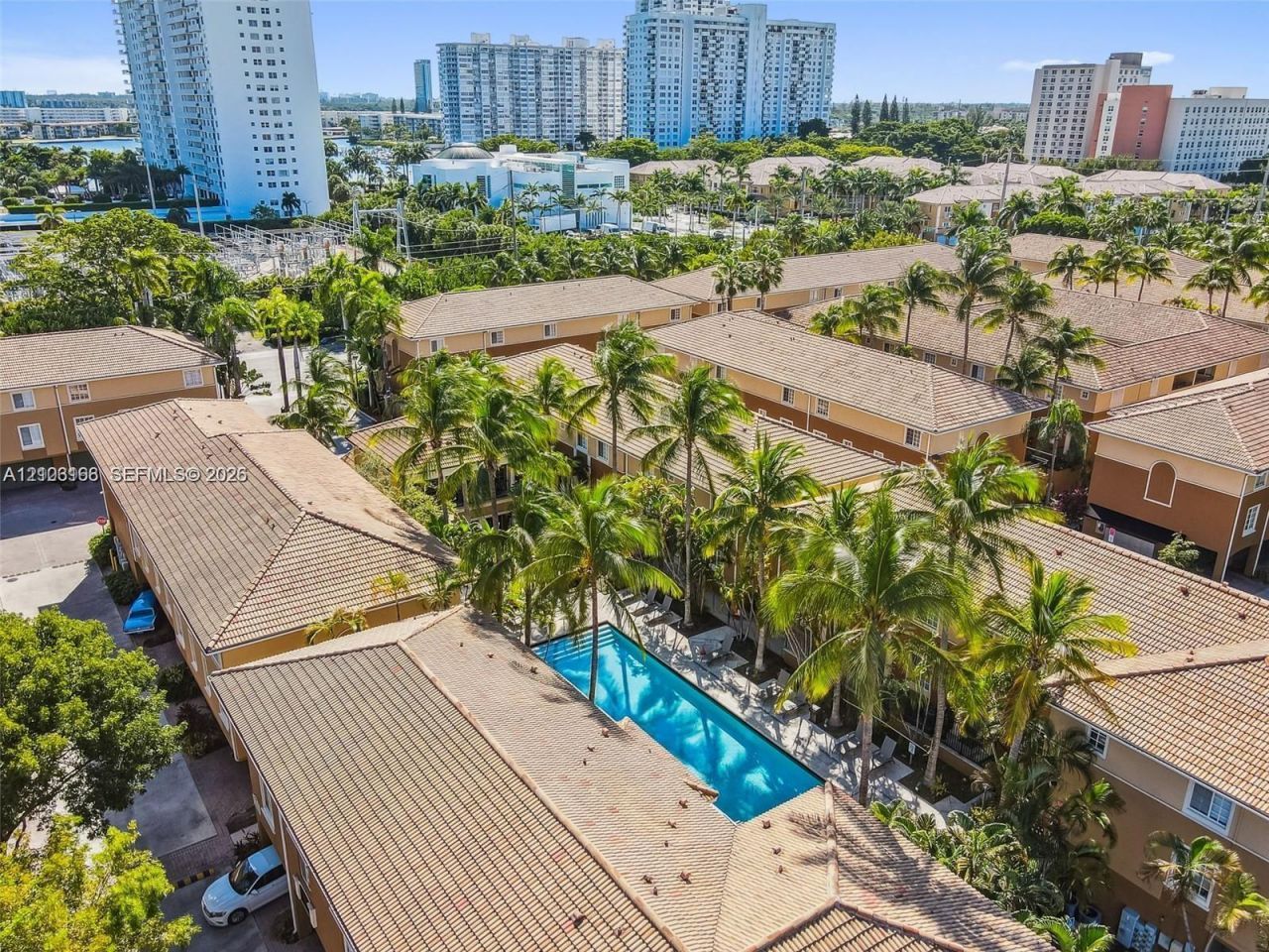 2945 NE 185th St , Unit 1407, Aventura, FL 33180 Photo