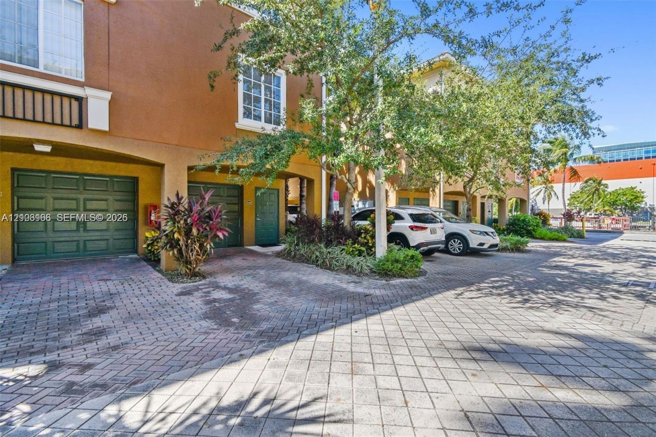 2945 NE 185th St , Unit 1407, Aventura, FL 33180 Photo