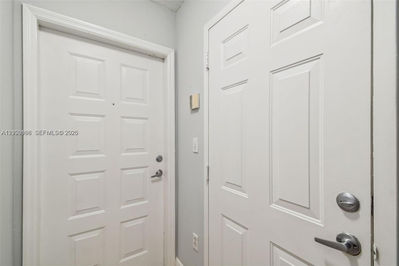 2945 NE 185th St , Unit 1407, Aventura, FL 33180 Photo