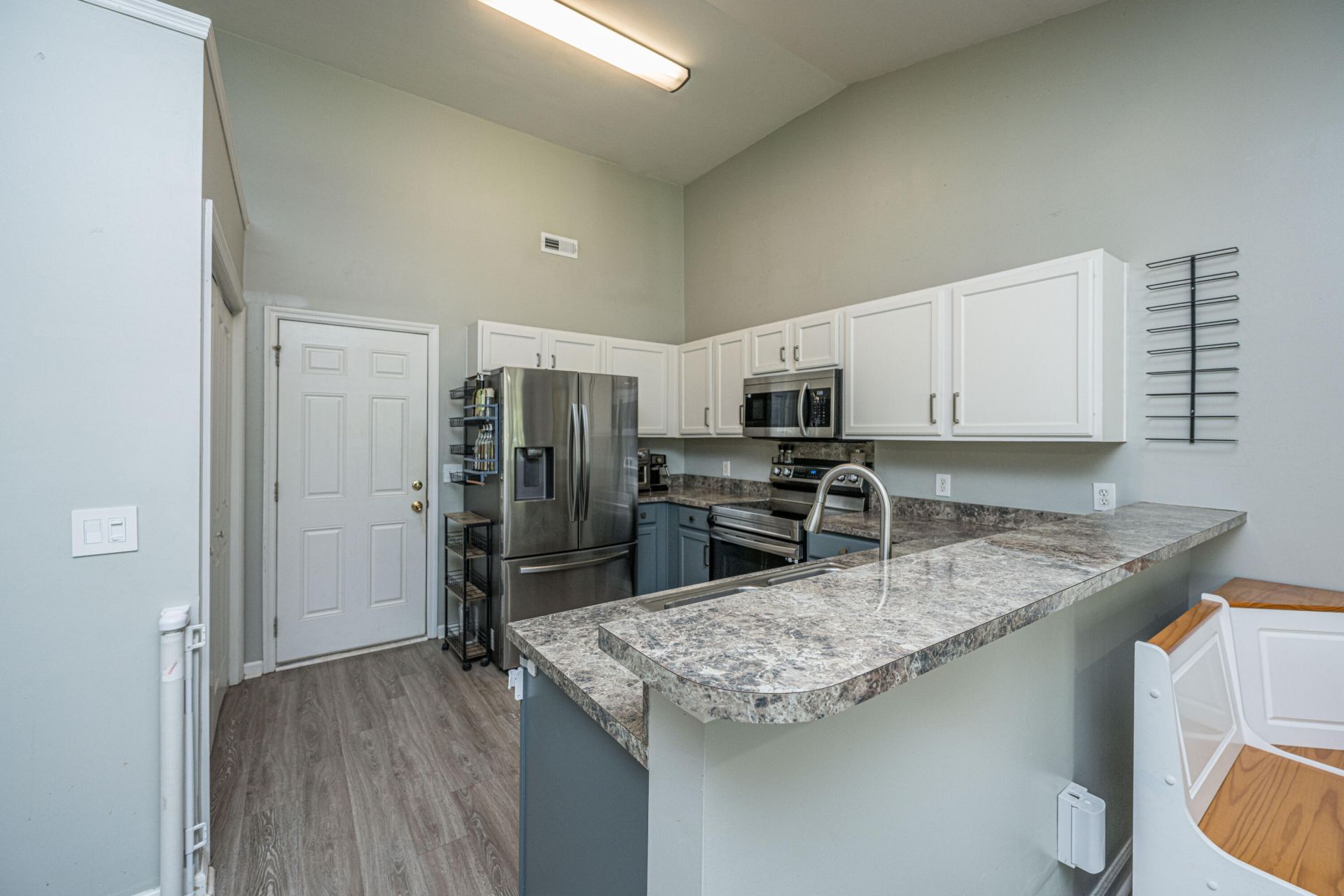 9832 Stockport Circle Photo 10