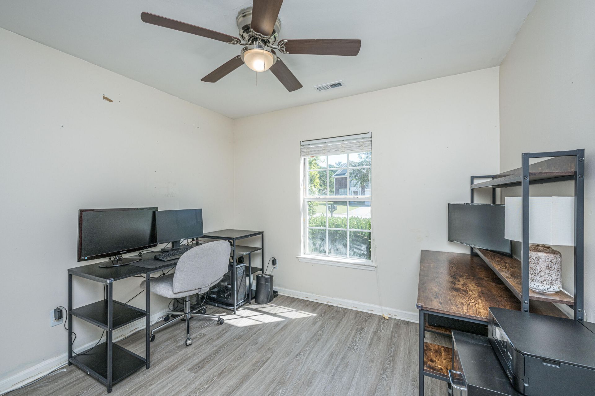 9832 Stockport Circle Photo 28