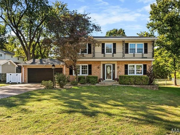 9047 Lowill Lane , Crestwood, MO 63126