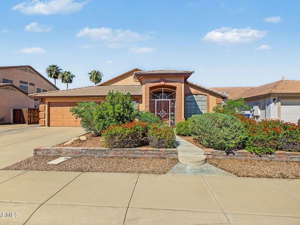 1470 E CARLA VISTA Drive, Chandler, AZ 85225