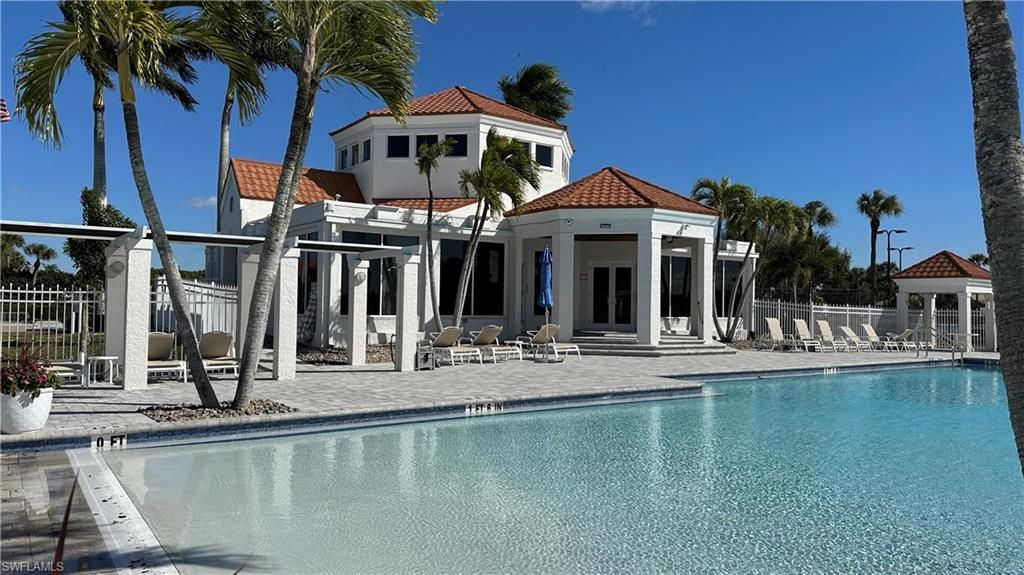 7824 Emerald Cir , Unit 104, Naples, FL 34109 Photo