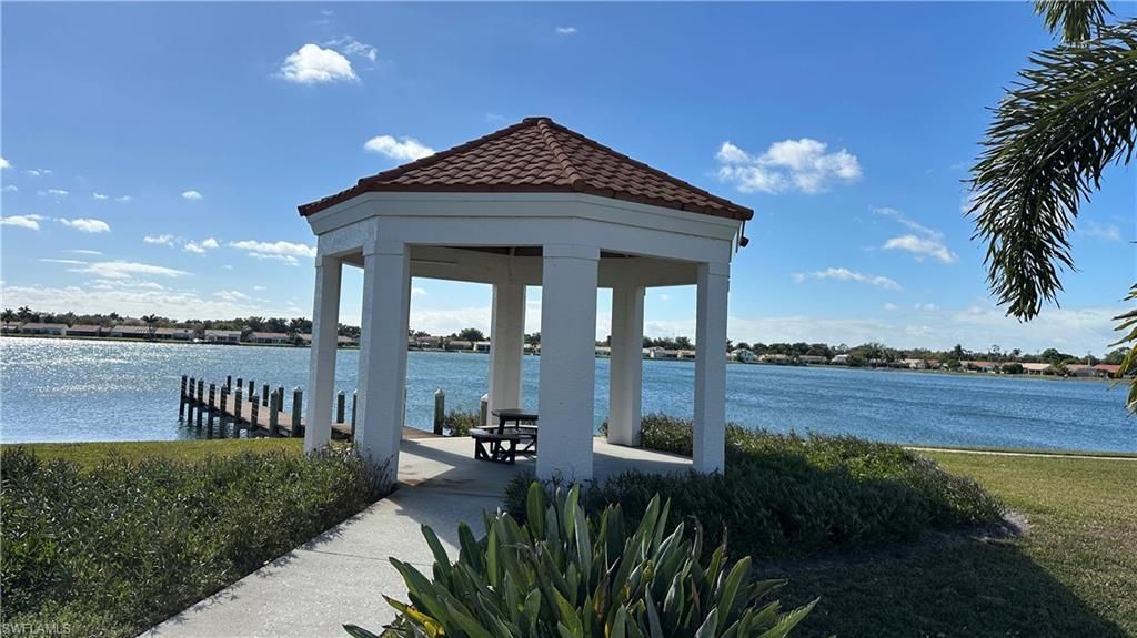 7824 Emerald Cir , Unit 104, Naples, FL 34109 Photo