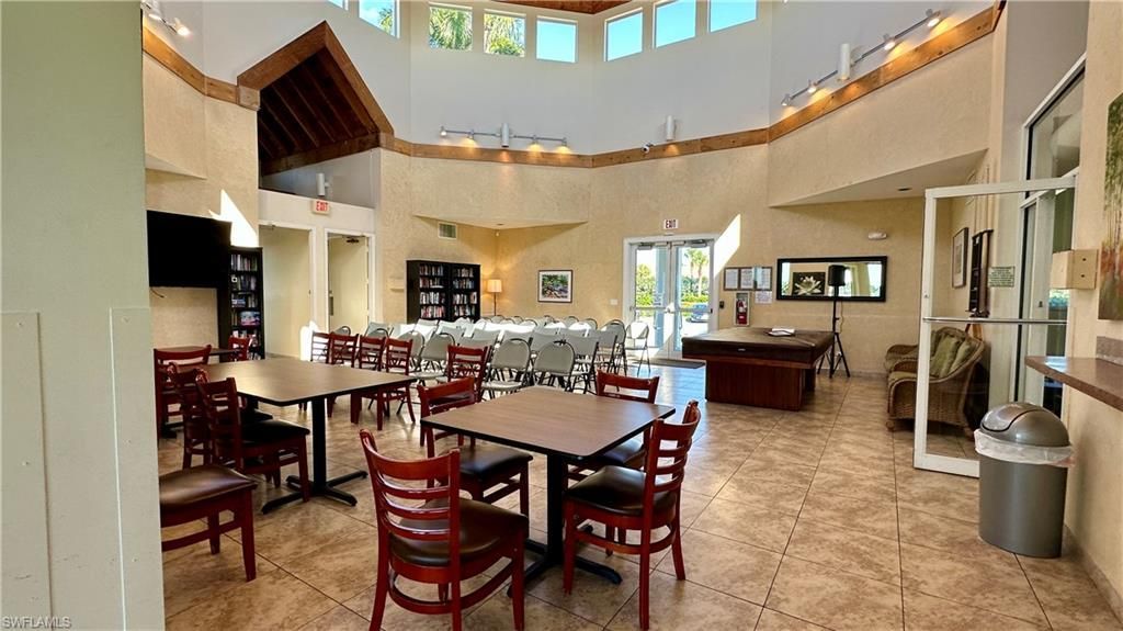 7824 Emerald Cir , Unit 104, Naples, FL 34109 Photo