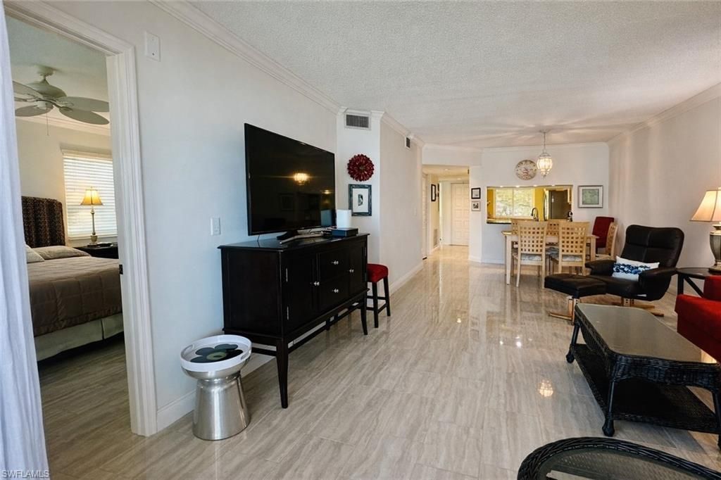 7824 Emerald Cir , Unit 104, Naples, FL 34109 Photo
