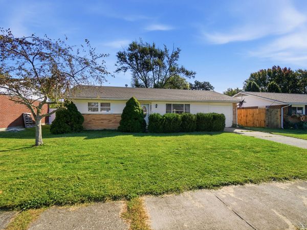 321 Mumford Drive, Troy, OH 45373