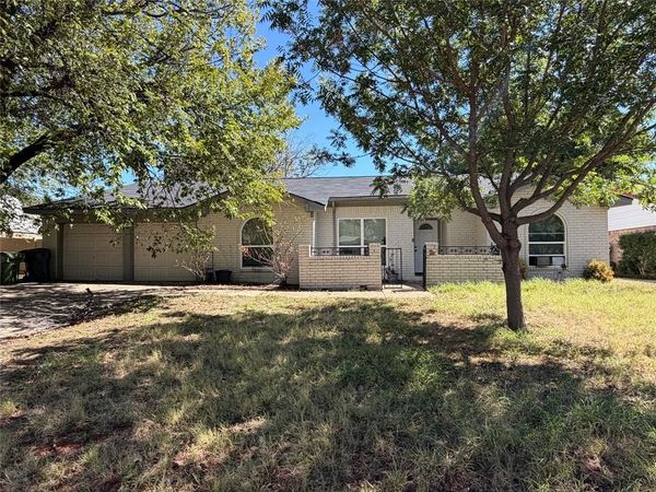3740 Holland Drive, North Richland Hills, TX 76180