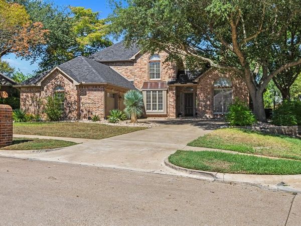 2304 Fairway Circle, Heath, TX 75032