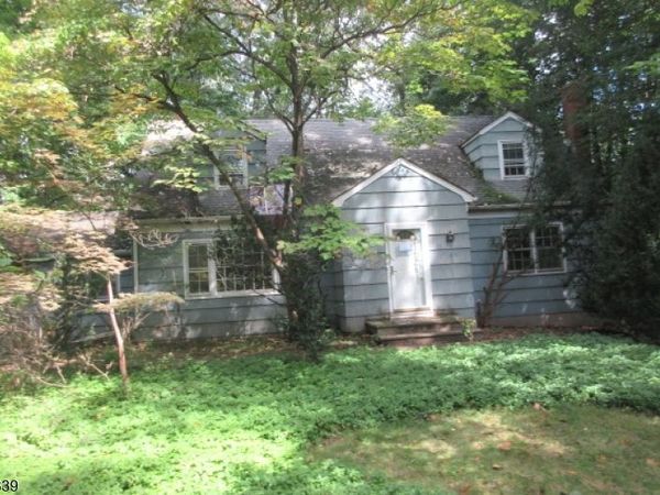 109 Pine St, Ramsey, NJ 07446